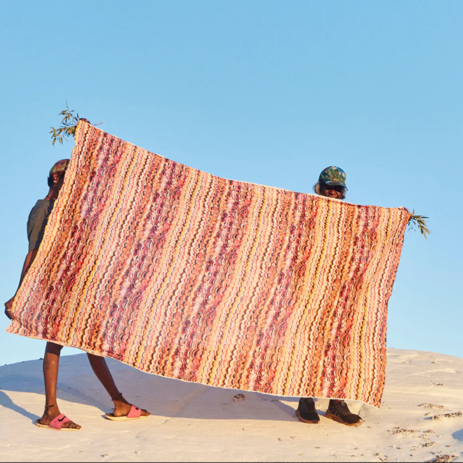 Image of Juluwarlu Fabric - Yindjibarndi Munda Hills