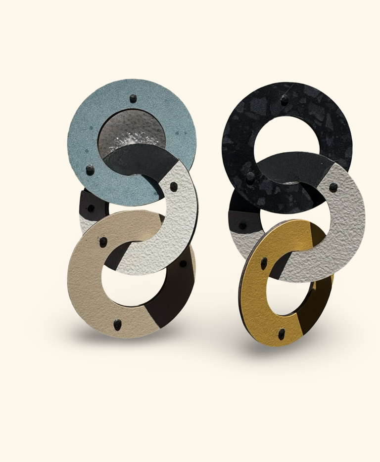 Image of MER Chain-link Earrings III