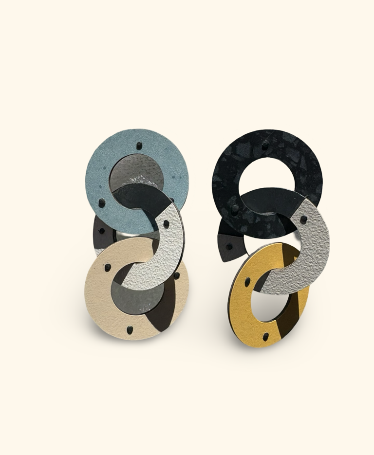 Image of MER Chain-link Earrings III