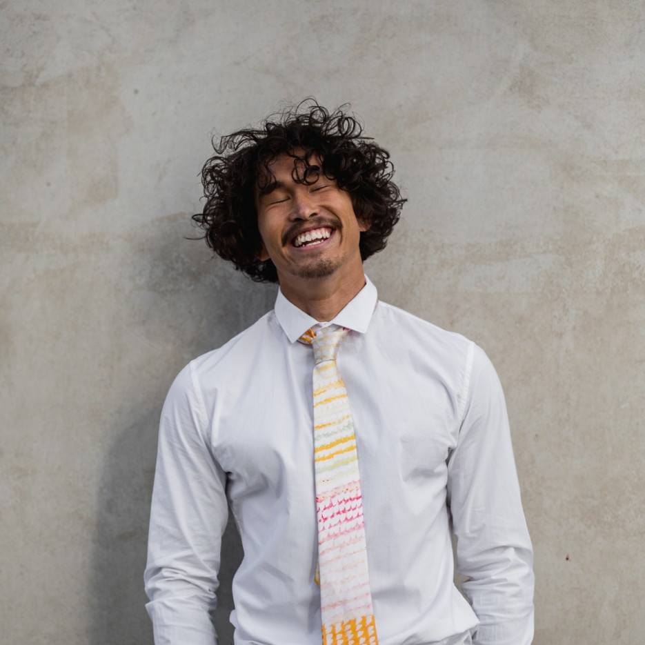 Image of Silk Tie - Bugai Whyoulter | One of Twelve