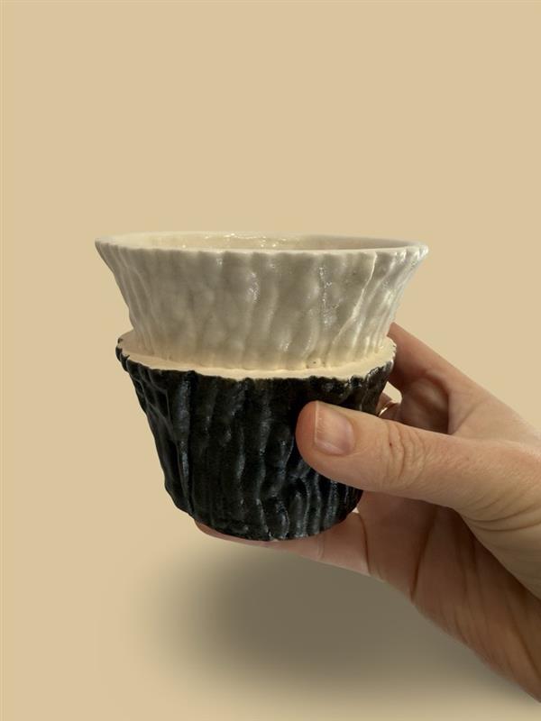 Image of Annemieke Mulders | TRACE Vase B+W