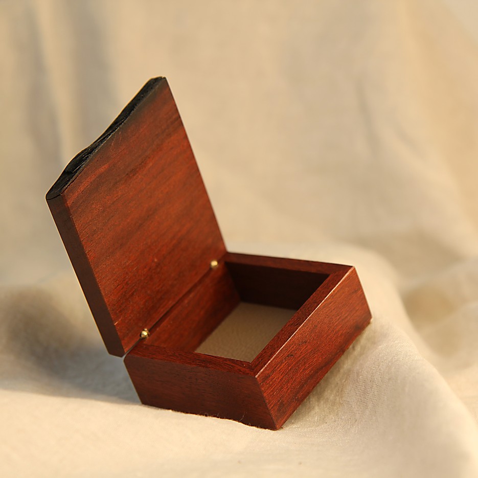 Image of Wooden Box | Raw Edge Jarrah 50