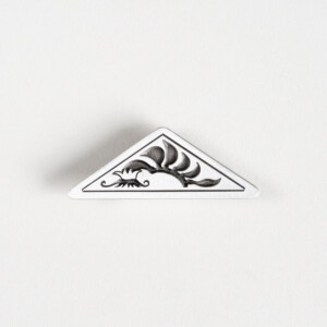 Image of ZJ Kangaroo Paw Triangle Pewter Brooch