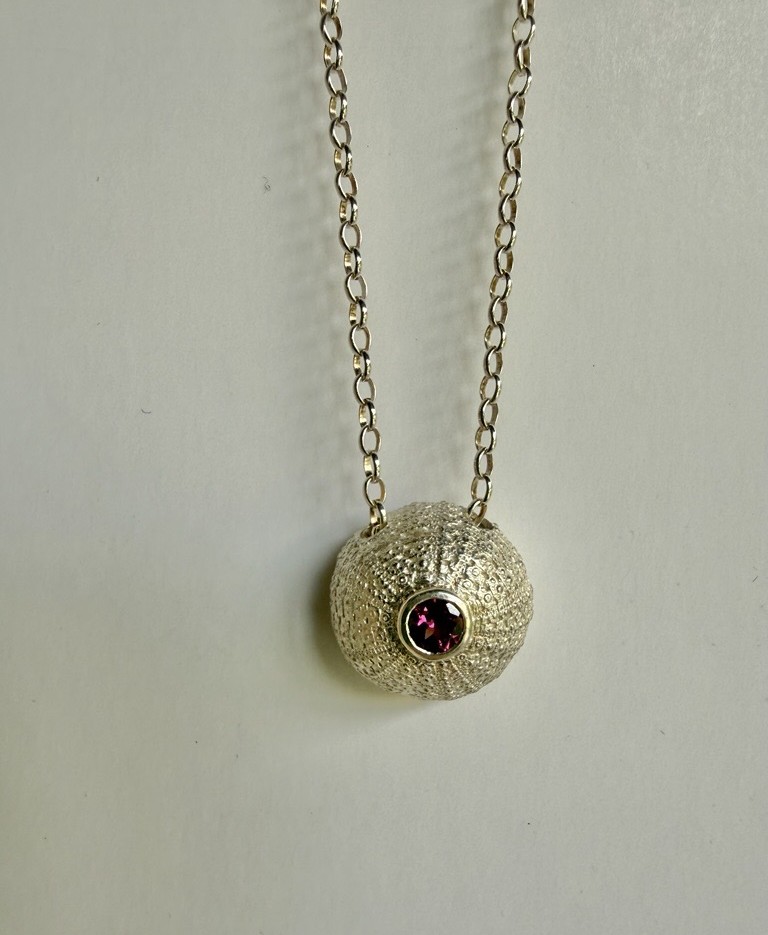 Image of Necklace Silver Urchin | Garnet Rhodenite (LN)