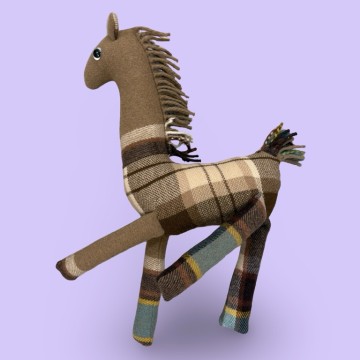 Image for Giraffe Toy II | Julia Warren