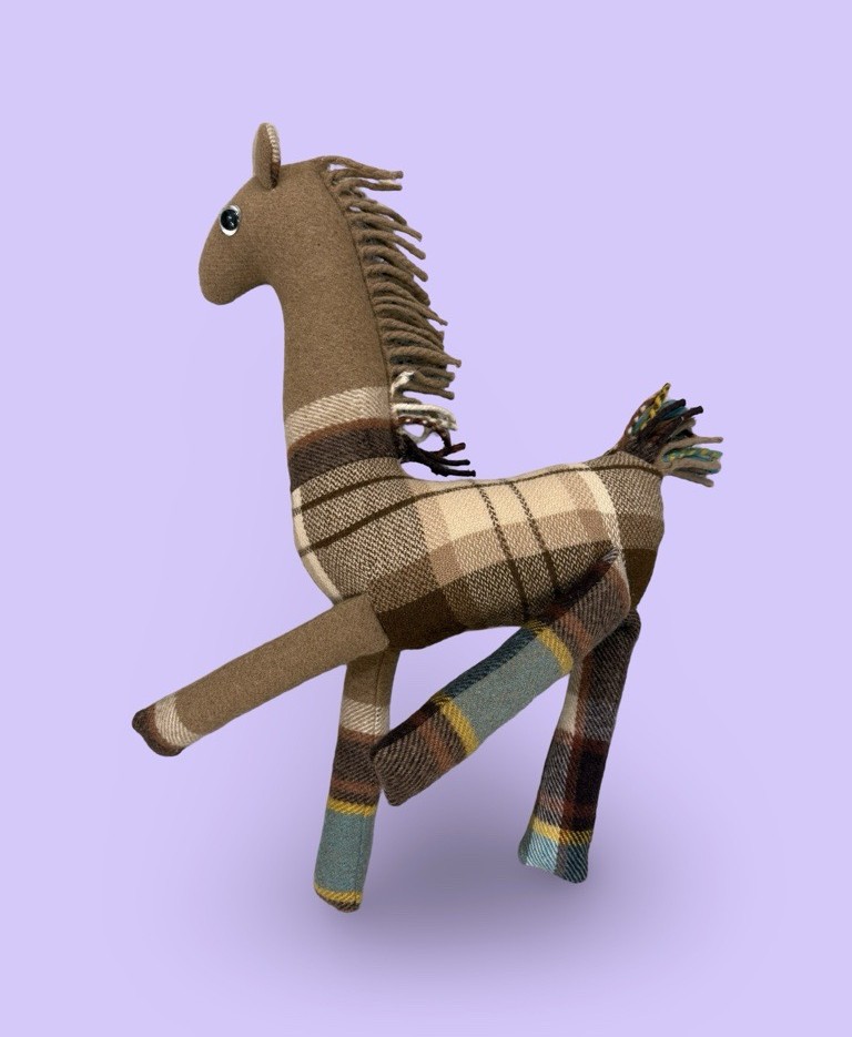 Image of Giraffe Toy II | Julia Warren