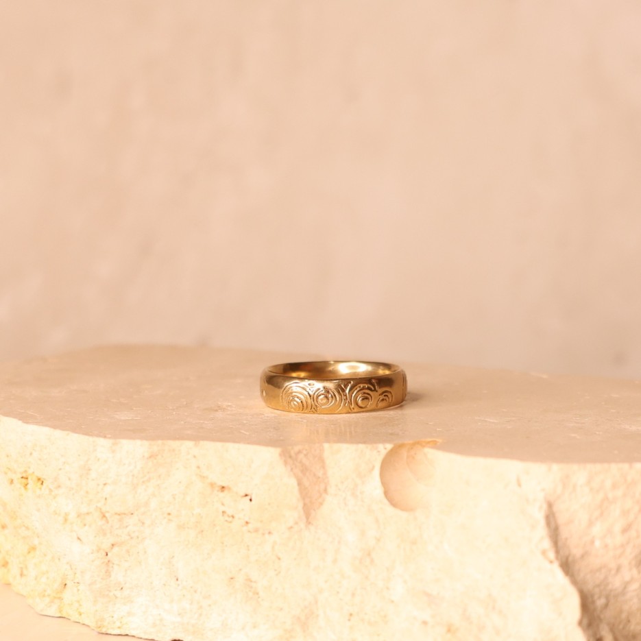 Image of Ring | Raindrop Design 9kt (RDR1)