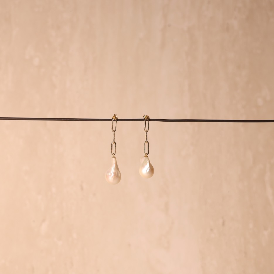Image of Earrings | Baroque Pearl Paper Clip Chain