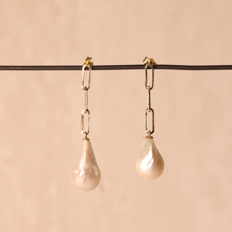 Image of Earrings | Baroque Pearl Paper Clip Chain