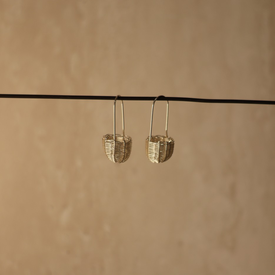 Image of Handwoven Dillybag Earrings |   Djubugitj Lewis Grace (78-26)
