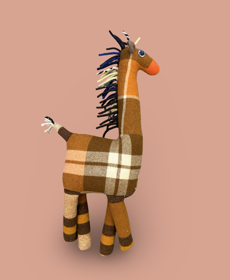 Image of Giraffe Toy Brown | Julia Warren