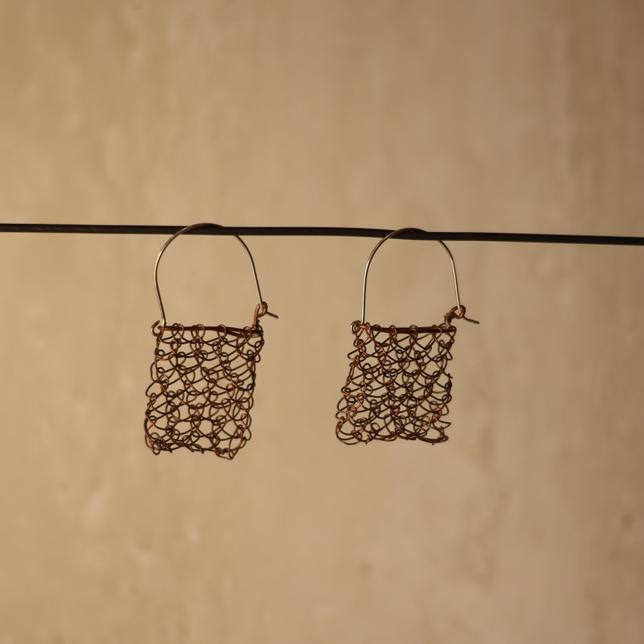 Image of Handwoven Stringbag Earrings | Sherri-Anne Campion Wamuntjan (50-26)