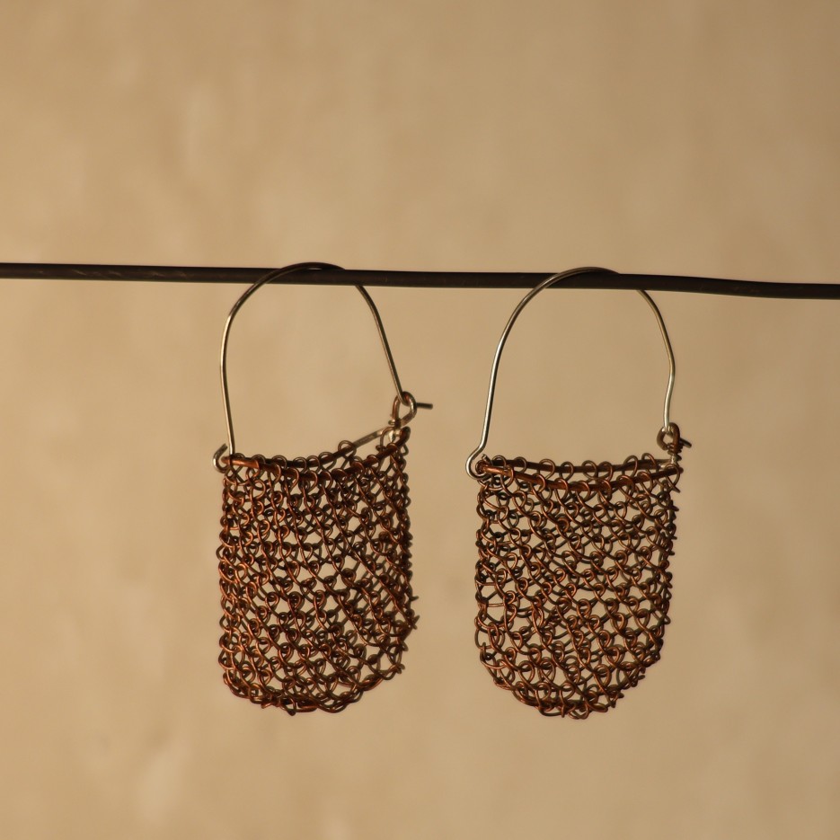 Image of Handwoven Stringbag Earrings | Sherri-Anne Campion Wamuntjan (51-26)