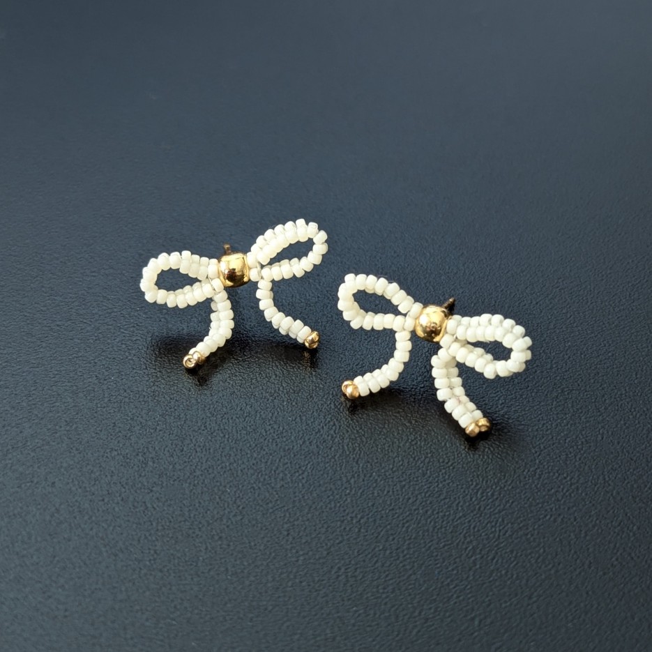 Image of Ivory Bow Earrings | Glass Beads